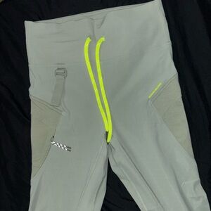 Lululemon cargo hiking leggings